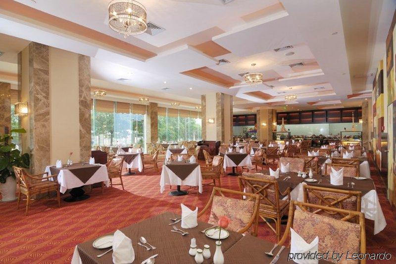Poly Hotel Wuhan Restaurant photo